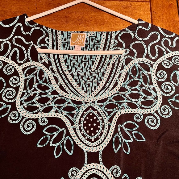 Two Dif. Women's Tops Sz Large Short Sleeve Pullover S1029-.01 - Picture 6 of 7